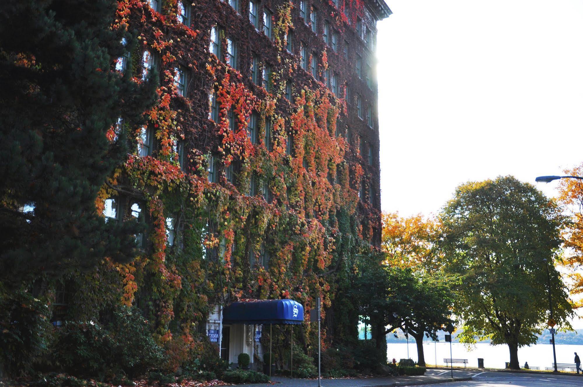 The Sylvia Hotel Vancouver Buitenkant foto