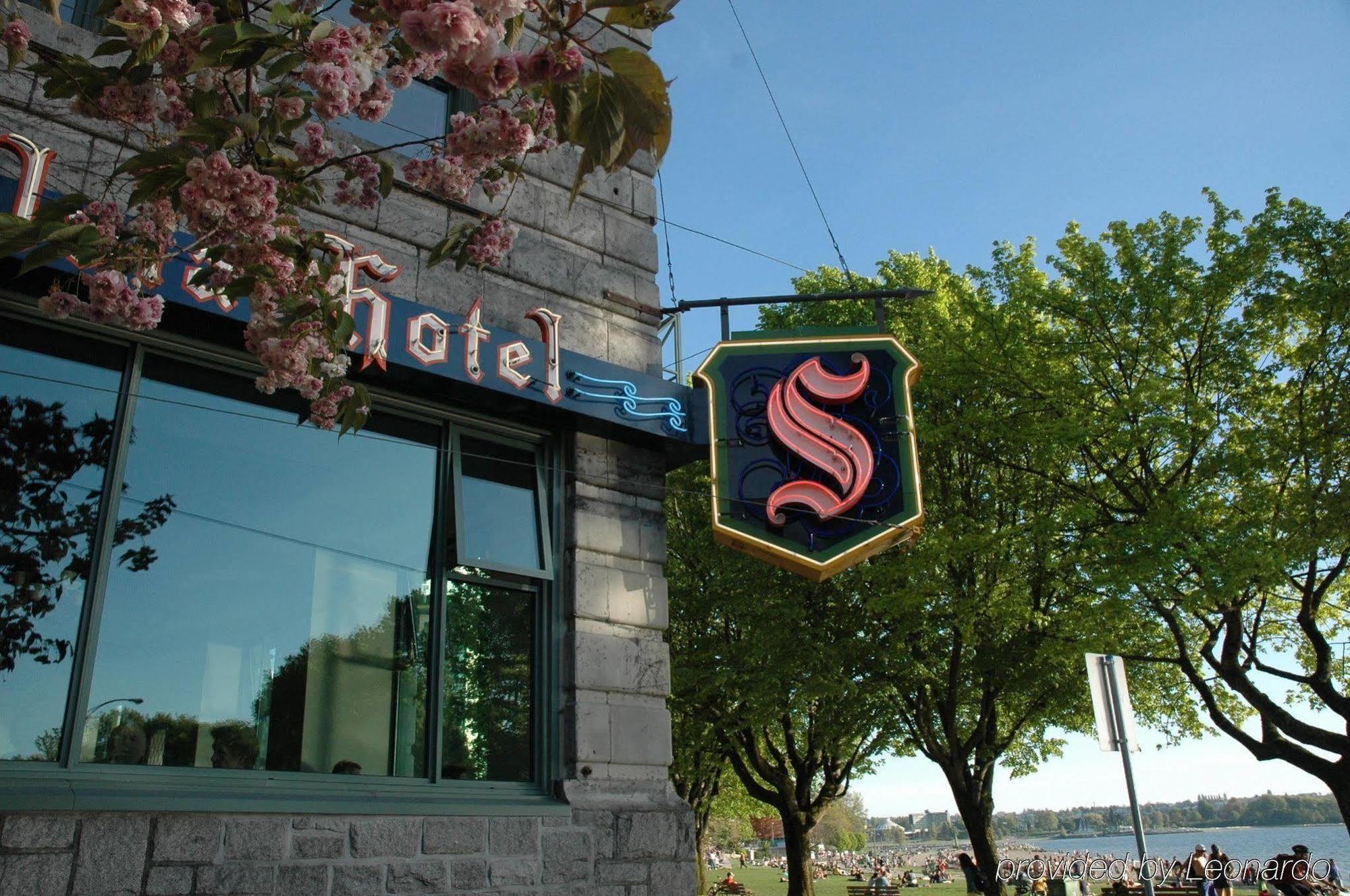 The Sylvia Hotel Vancouver Buitenkant foto