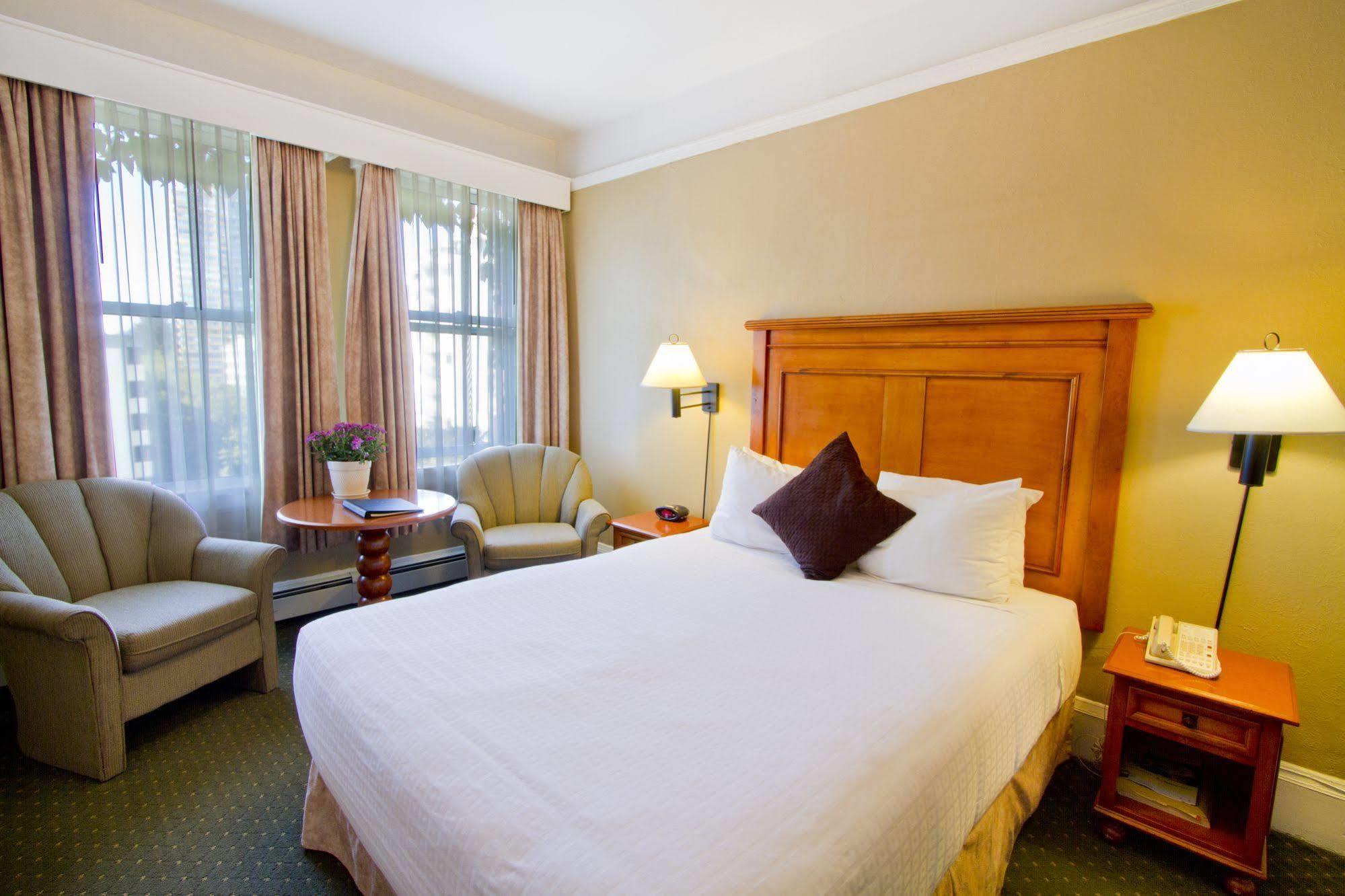 The Sylvia Hotel Vancouver Buitenkant foto